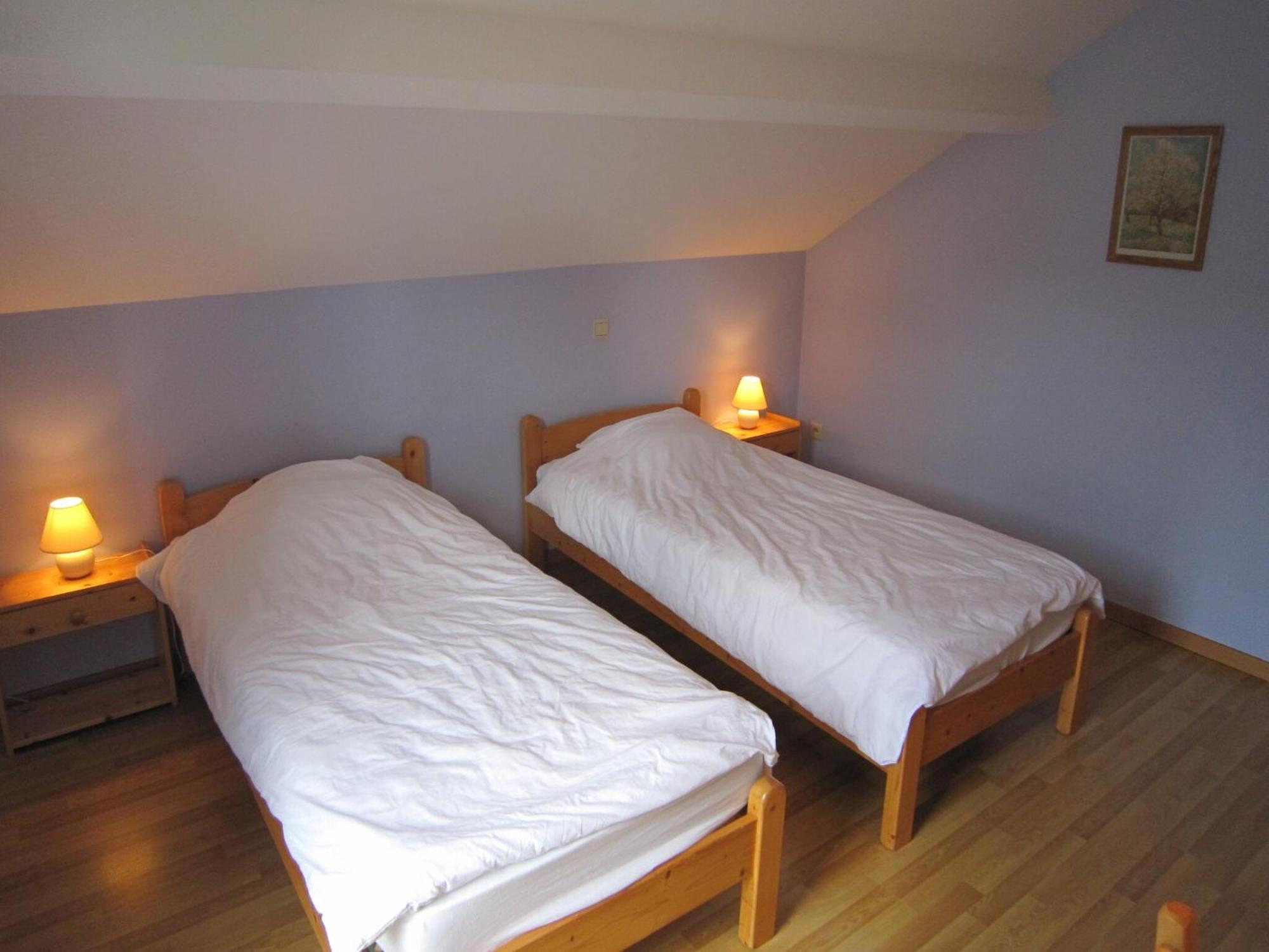 Contemporary Holiday Home In Houffalize With Private Garden ภายนอก รูปภาพ