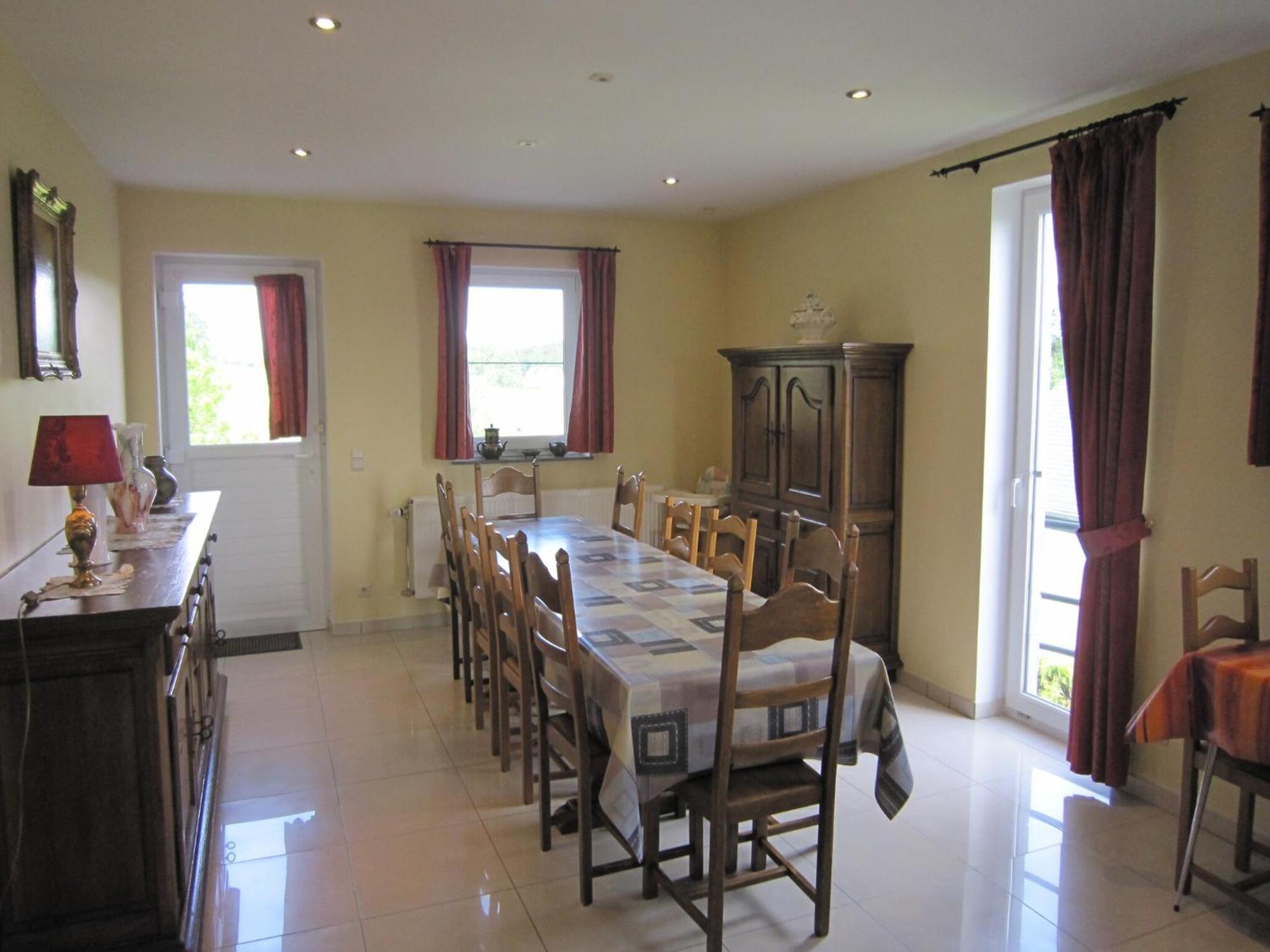 Contemporary Holiday Home In Houffalize With Private Garden ภายนอก รูปภาพ