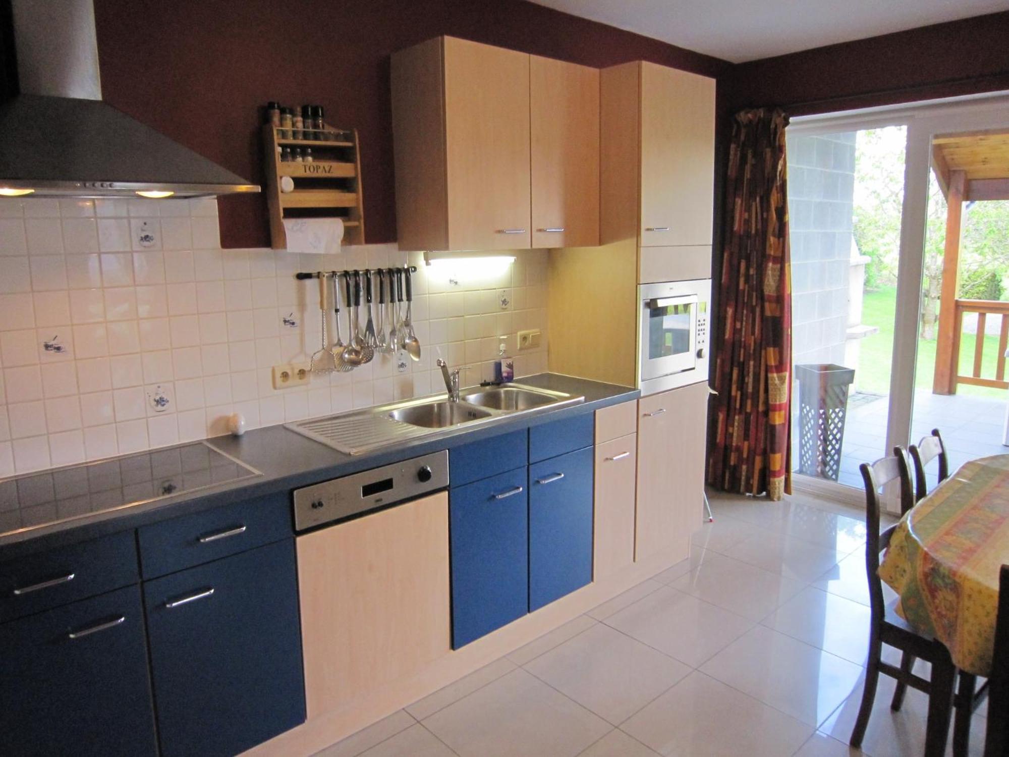 Contemporary Holiday Home In Houffalize With Private Garden ภายนอก รูปภาพ