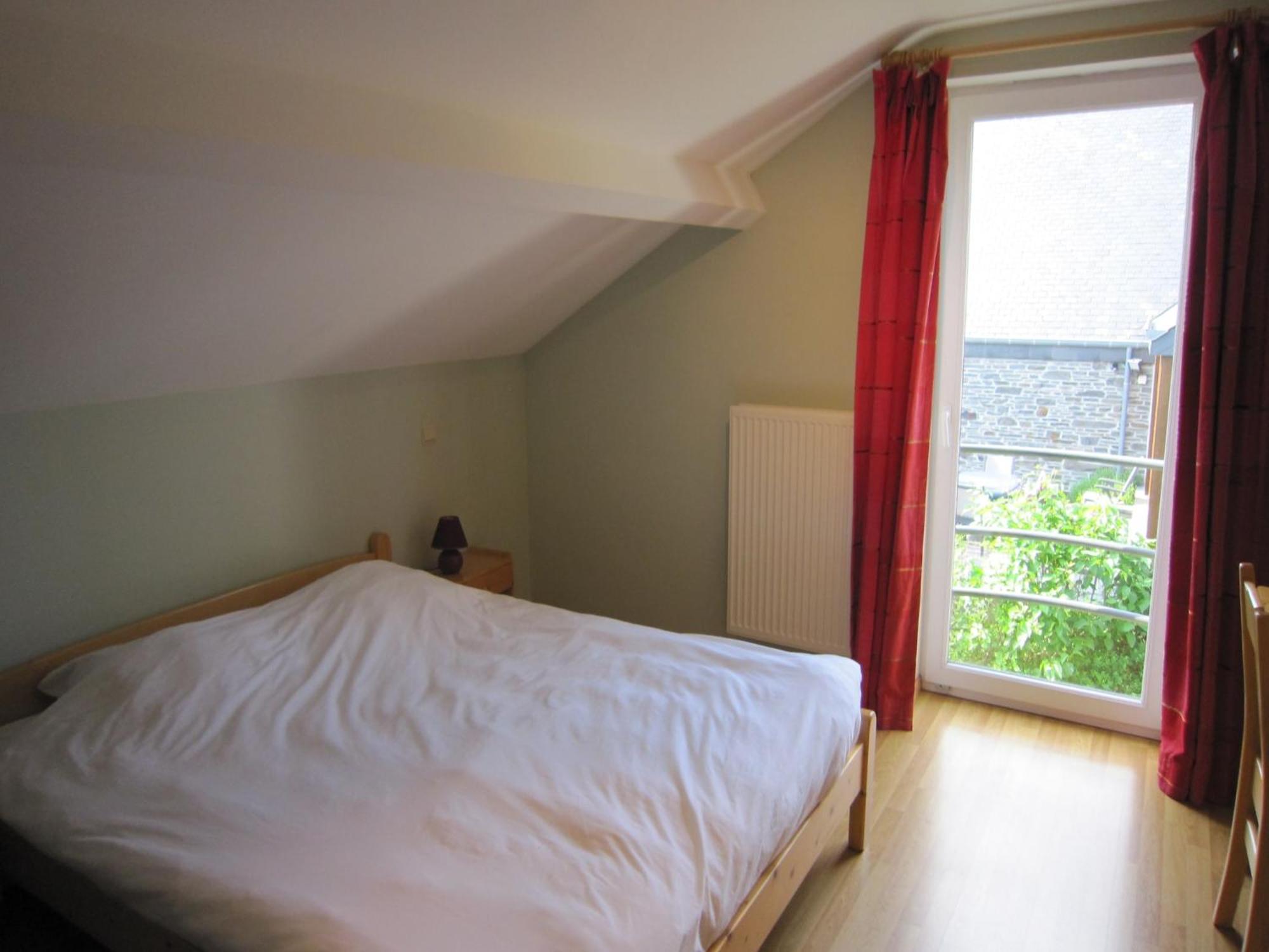 Contemporary Holiday Home In Houffalize With Private Garden ภายนอก รูปภาพ